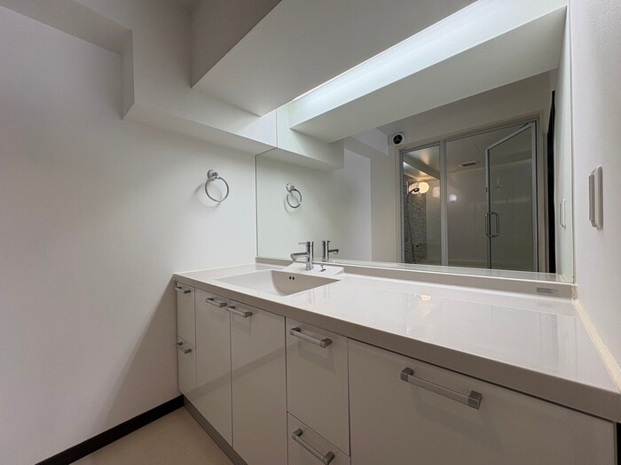 物件内観写真13　(洗面)