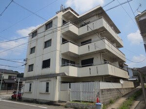 カルナハイツ外観写真