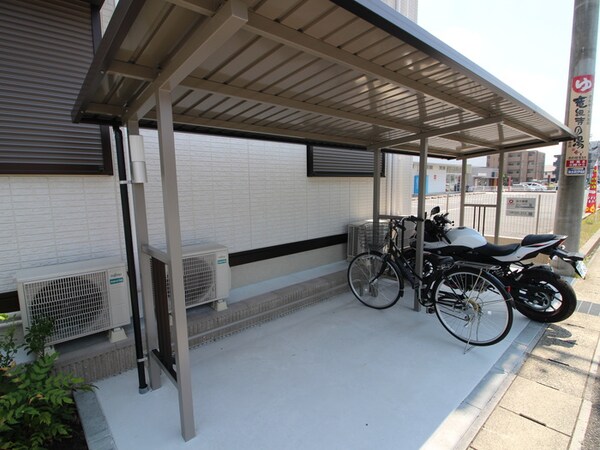駐輪場