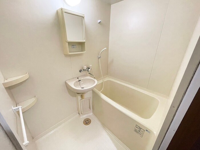 物件内観写真16　(バス／シャワールーム等)