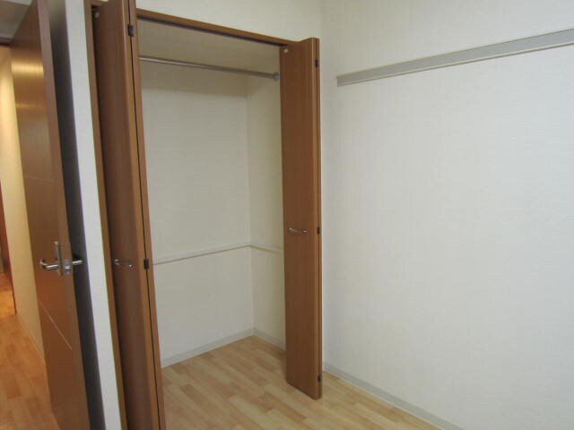 物件内観写真8　(収納)