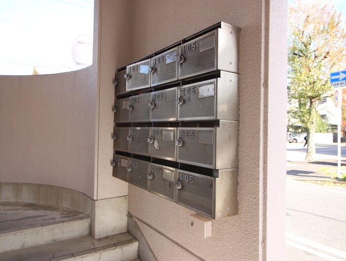 物件外観写真4　(建物設備)