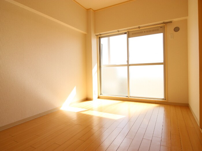 物件内観写真11　(居室)