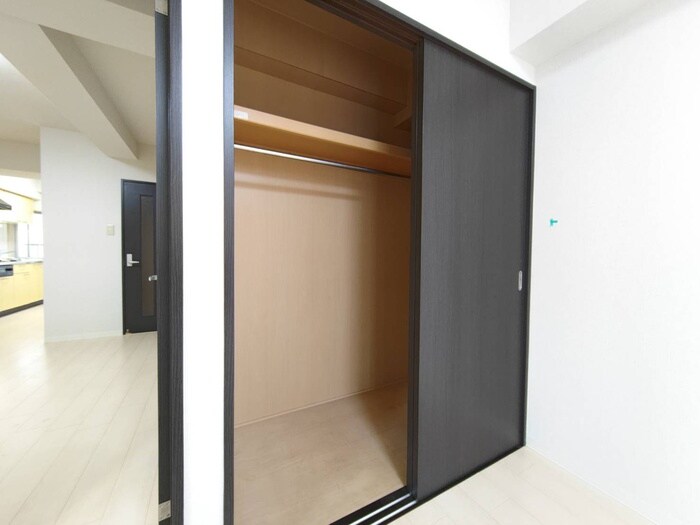 物件内観写真10　(収納)