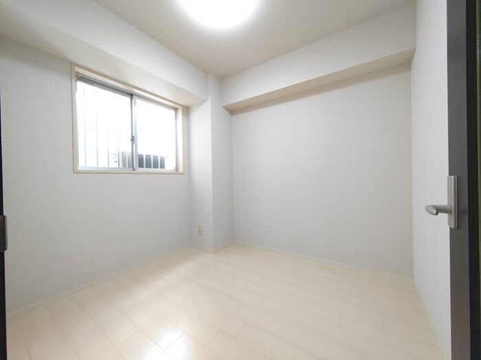 物件内観写真11　(居室)