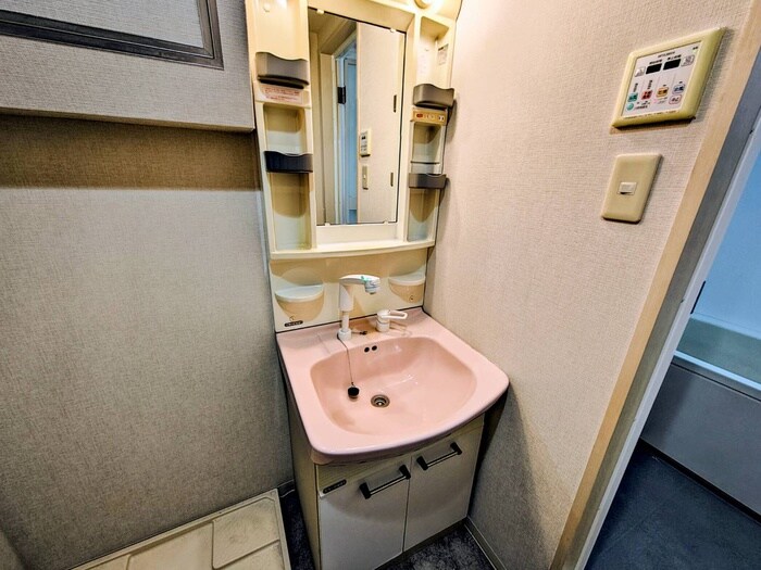 物件内観写真15　(洗面)