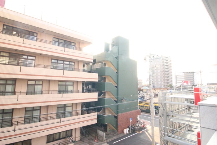 物件内観写真21　(室内からの展望)