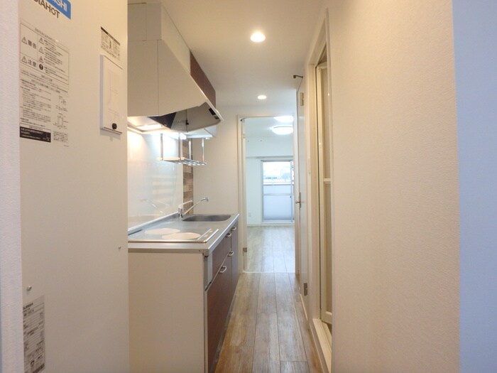 物件内観写真12　(廊下)