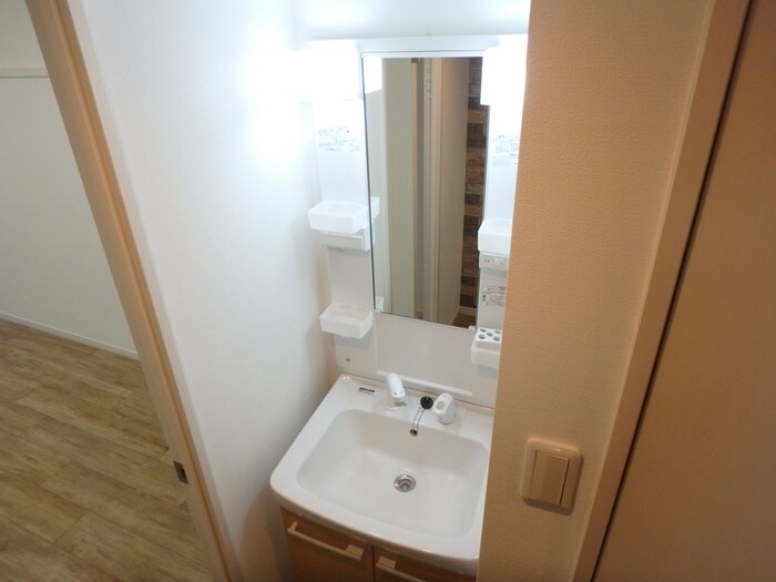 物件内観写真13　(洗面)