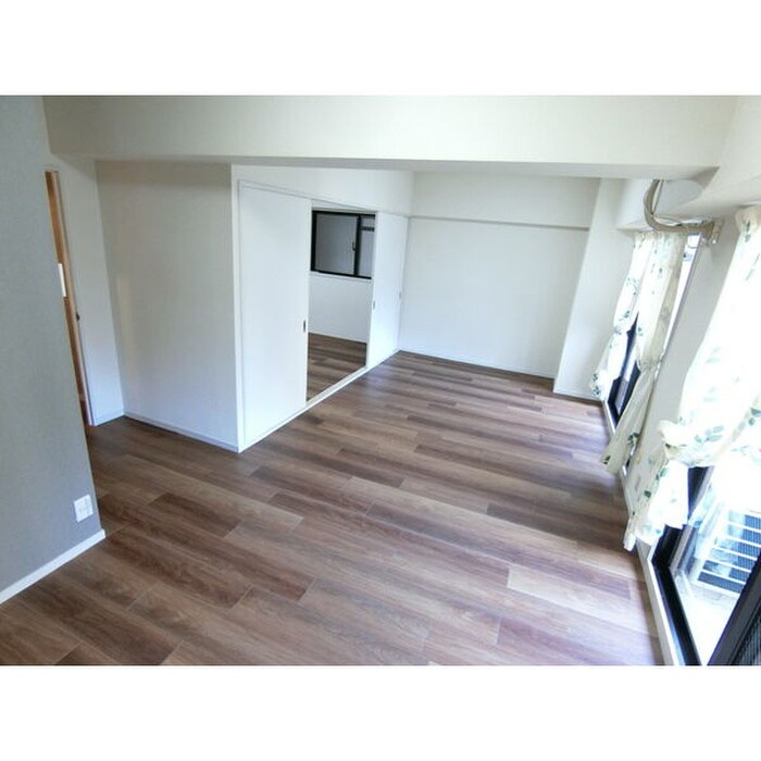 物件内観写真11　(内観写真)