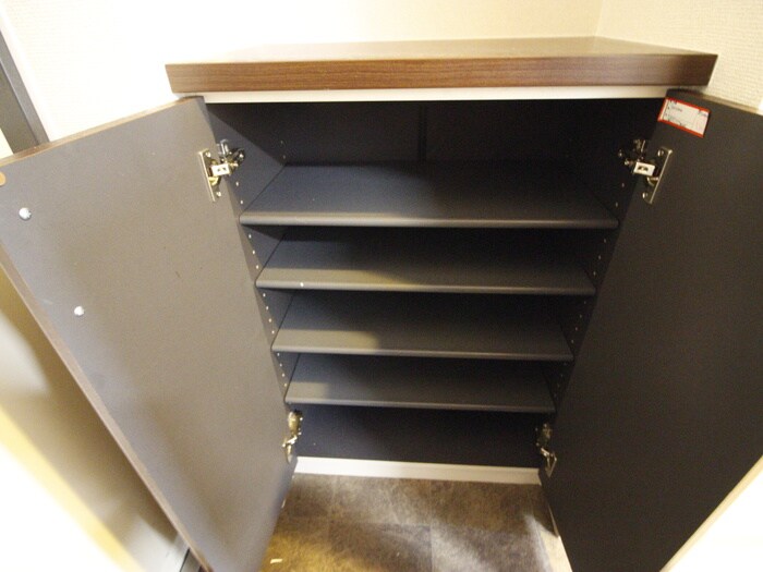 物件内観写真15　(収納)