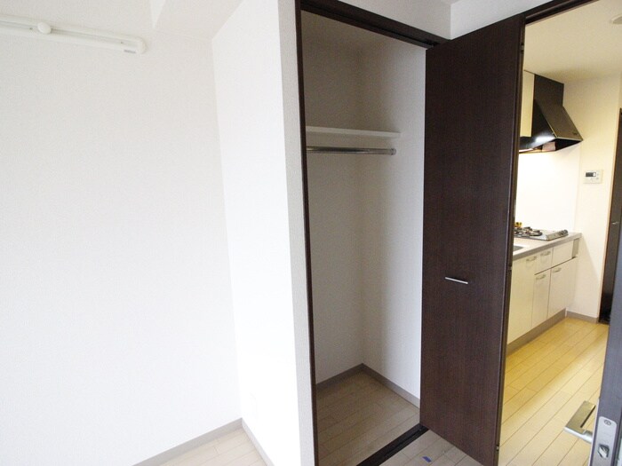 物件内観写真16　(収納)