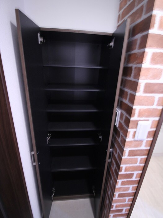 物件内観写真17　(靴箱)