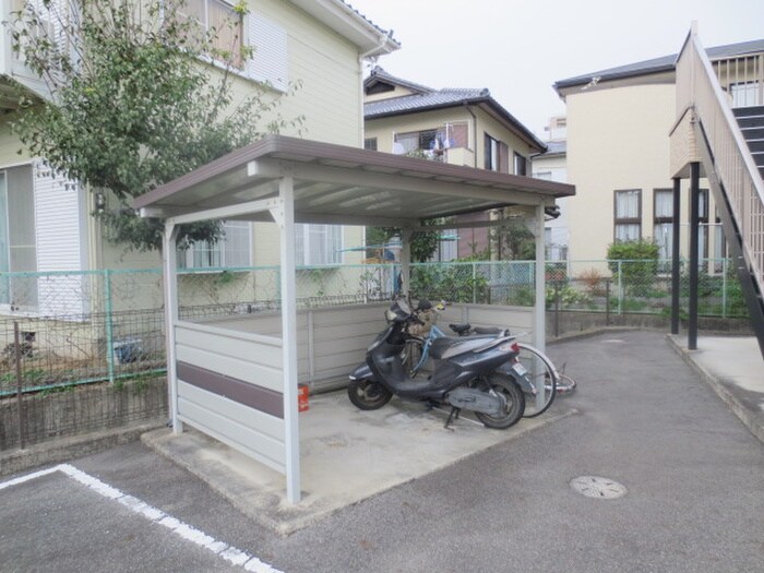 物件外観写真6　(駐輪場)
