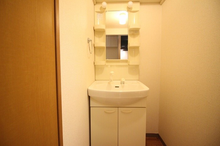 物件内観写真10　(洗面)