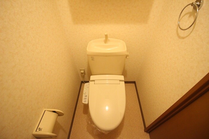 物件内観写真11　(トイレ)