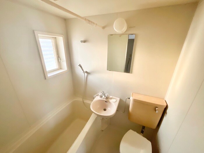 物件内観写真13　(洗面)