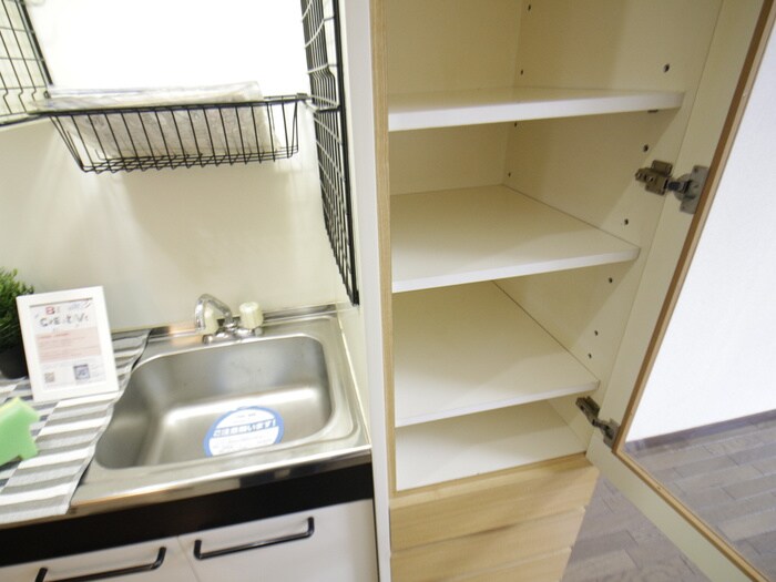 物件内観写真16　(収納)