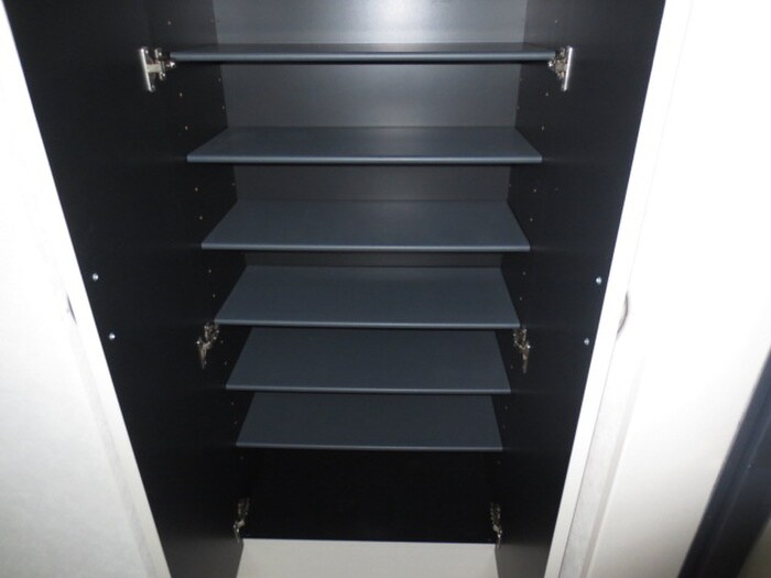 物件内観写真12　(靴箱)