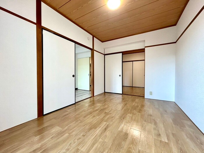 物件内観写真10　(居室)