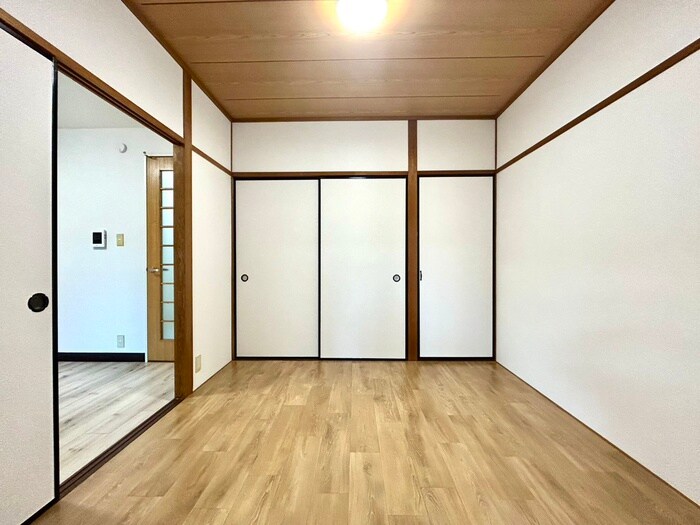 物件内観写真11　(居室)