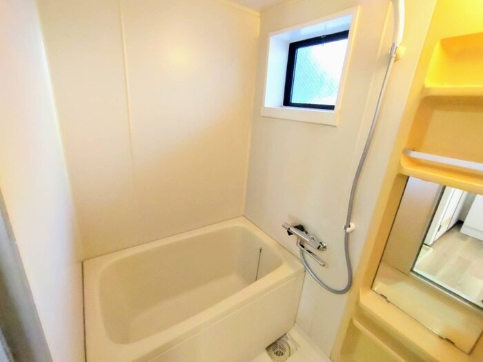 物件内観写真16　(バス／シャワールーム等)