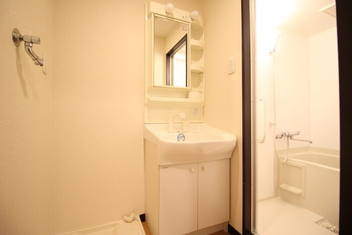 物件内観写真8　(洗面)