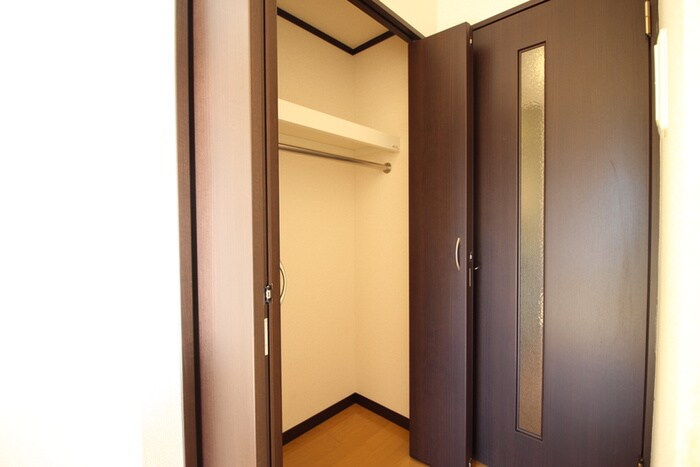 物件内観写真15　(収納)