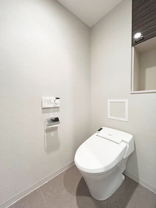 物件内観写真16　(トイレ)