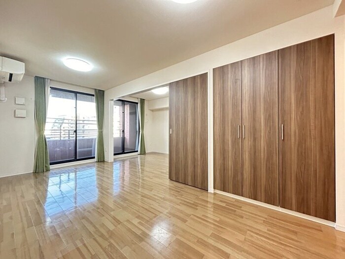 物件内観写真7　(居室)