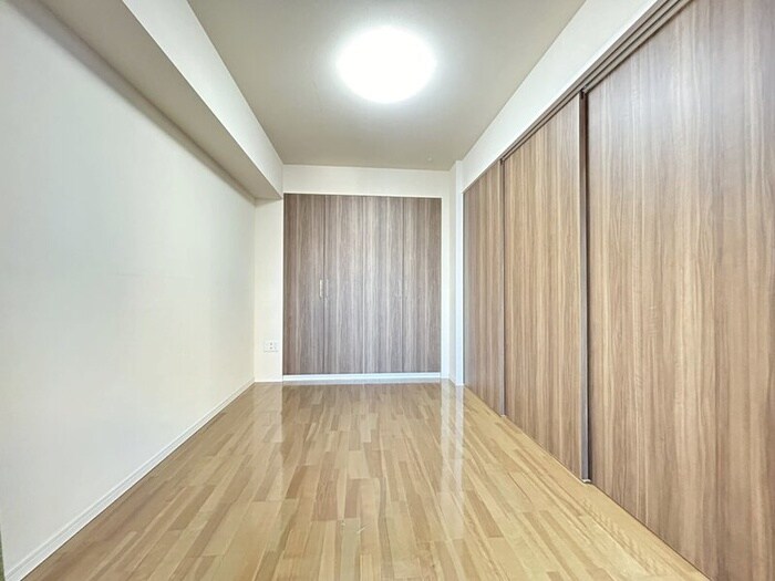 物件内観写真11　(居室)