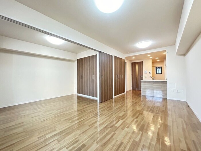 物件内観写真13　(廊下)