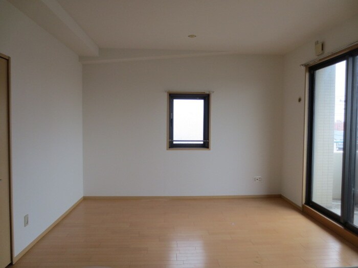 物件内観写真8　(内観写真)