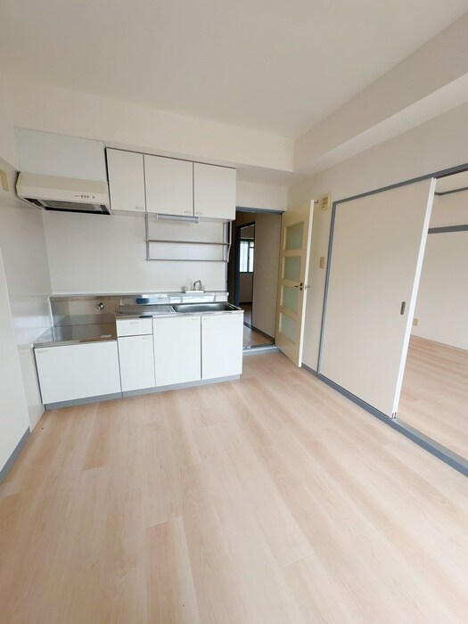 物件内観写真10　(居室)