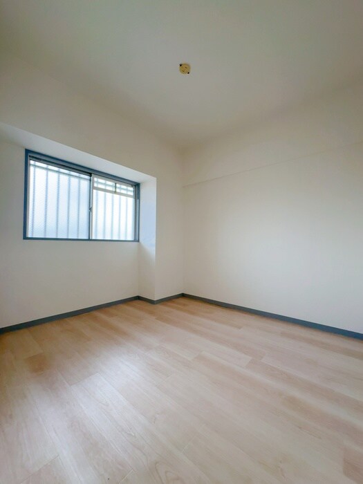 物件内観写真11　(居室)