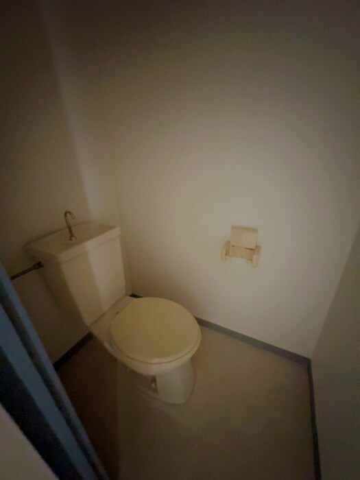 物件内観写真14　(トイレ)