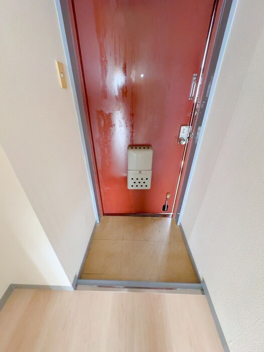 物件内観写真19　(玄関)