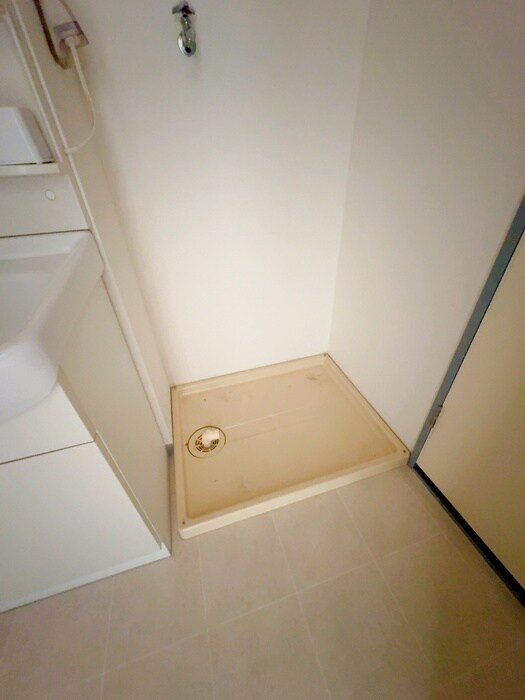 物件内観写真22　(洗濯機置場)