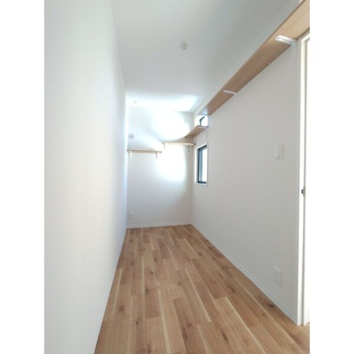 物件内観写真10　(居室)