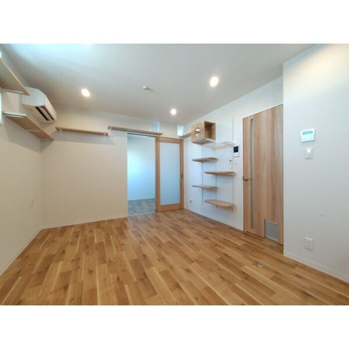 物件内観写真10　(居室)