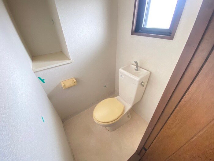 物件内観写真13　(トイレ)