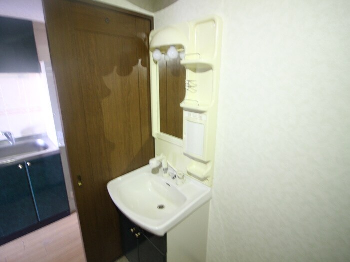 物件内観写真16　(洗面)