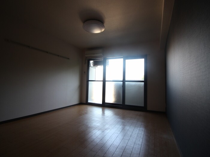 物件内観写真21　(居室)