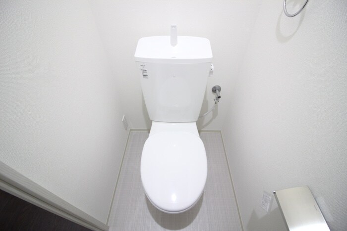 物件内観写真14　(トイレ)