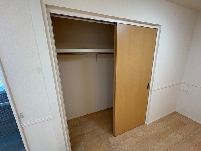 物件内観写真11　(収納)