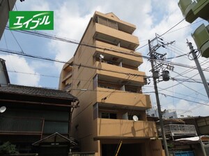 浅井ビル外観写真
