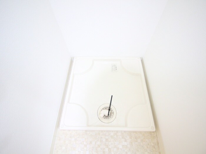 物件内観写真15　(洗濯機置場)