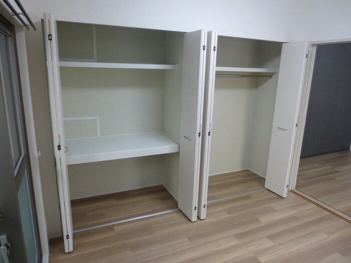 物件内観写真16　(収納)