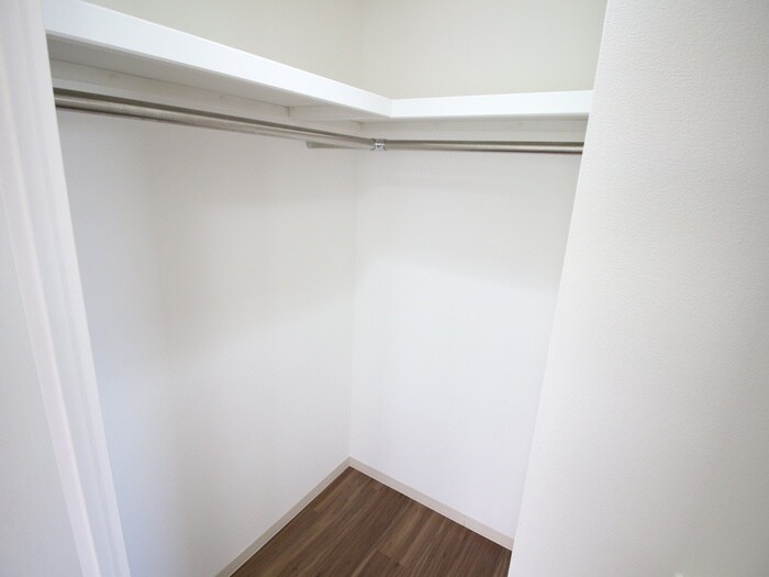 物件内観写真16　(収納)