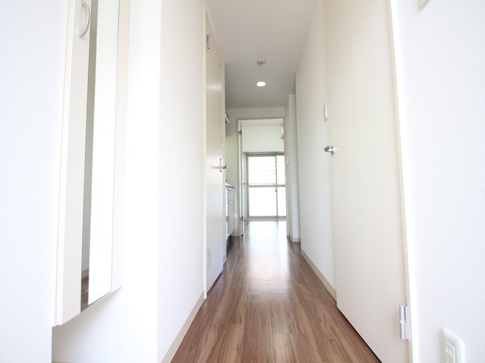 物件内観写真17　(廊下)